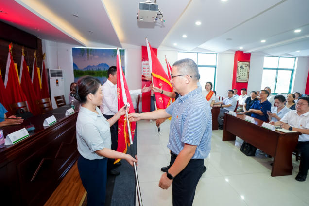 9.17江苏国寿2.jpg 9.17江苏国寿2.jpg