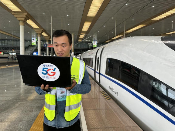 9.15南京电信信号满格2.jpg 9.15南京电信信号满格2.jpg